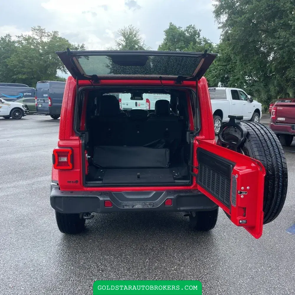 2025 Jeep Wrangler Sahara