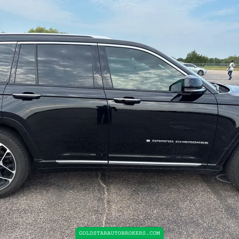 2023 Jeep Grand Cherokee Summit Reserve