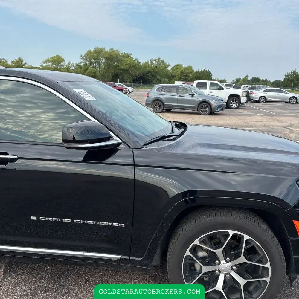 2023 Jeep Grand Cherokee Summit Reserve