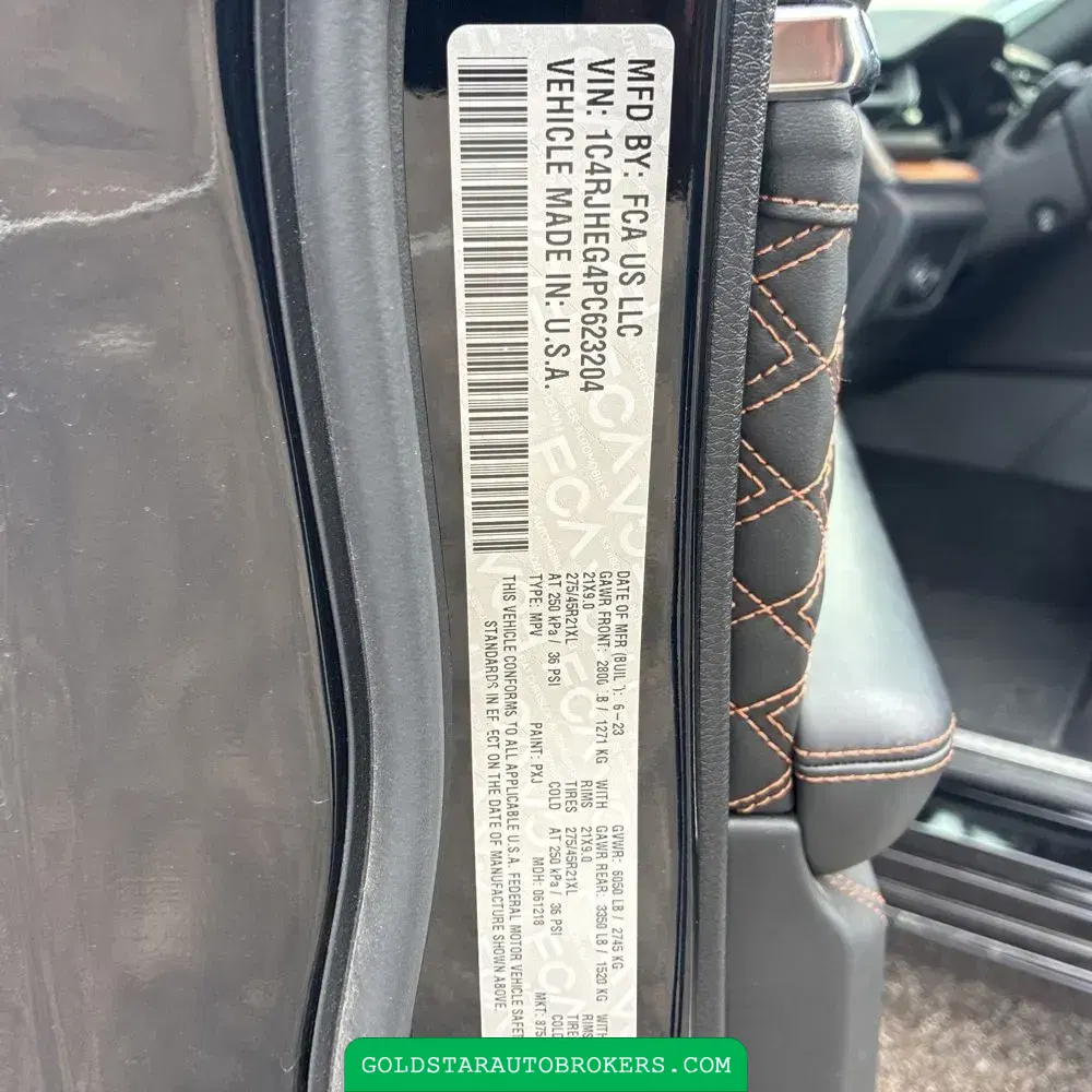 2023 Jeep Grand Cherokee Summit Reserve