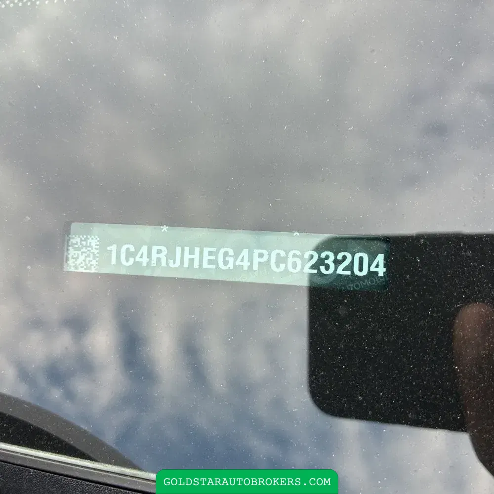 2023 Jeep Grand Cherokee Summit Reserve