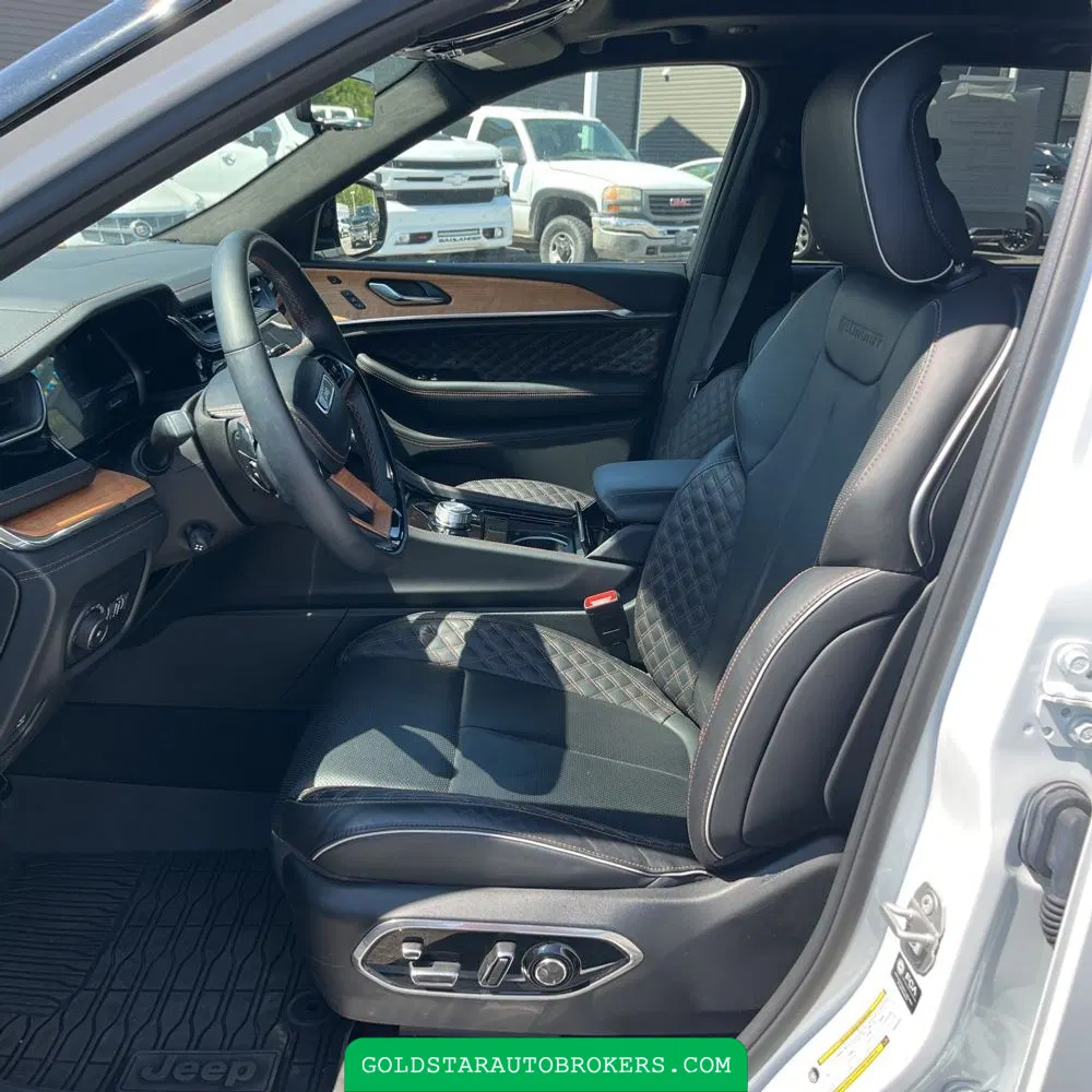 2024 Jeep Grand Cherokee Summit Reserve
