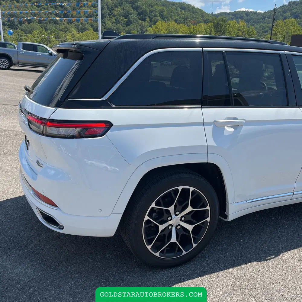 2024 Jeep Grand Cherokee Summit Reserve