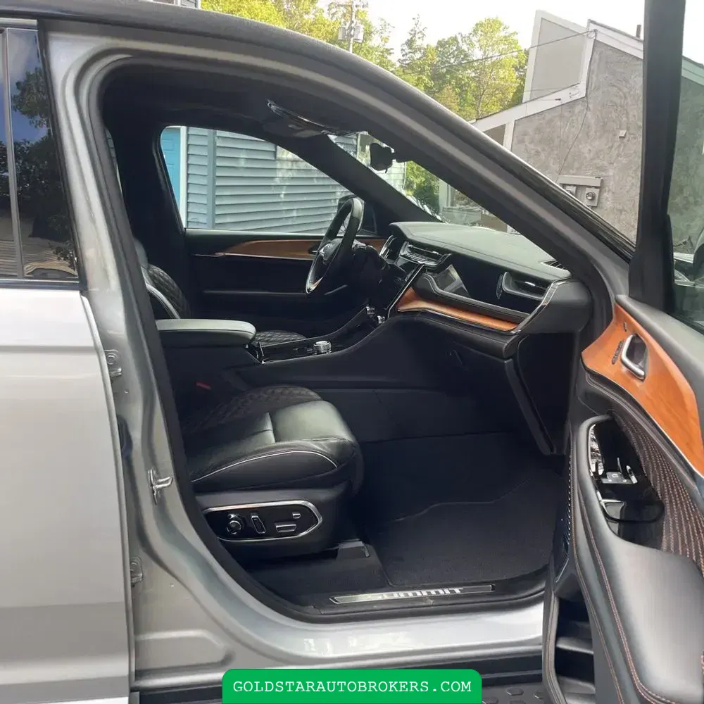 2023 Jeep Grand Cherokee L Summit Reserve