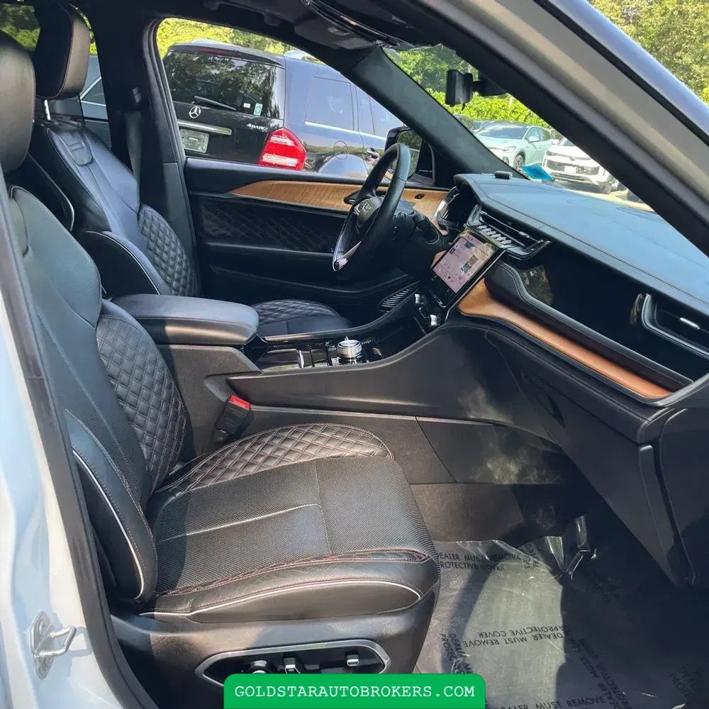 2023 Jeep Grand Cherokee L Summit Reserve