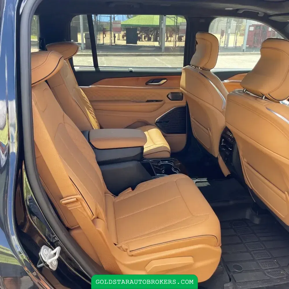 2023 Jeep Grand Cherokee L Summit Reserve