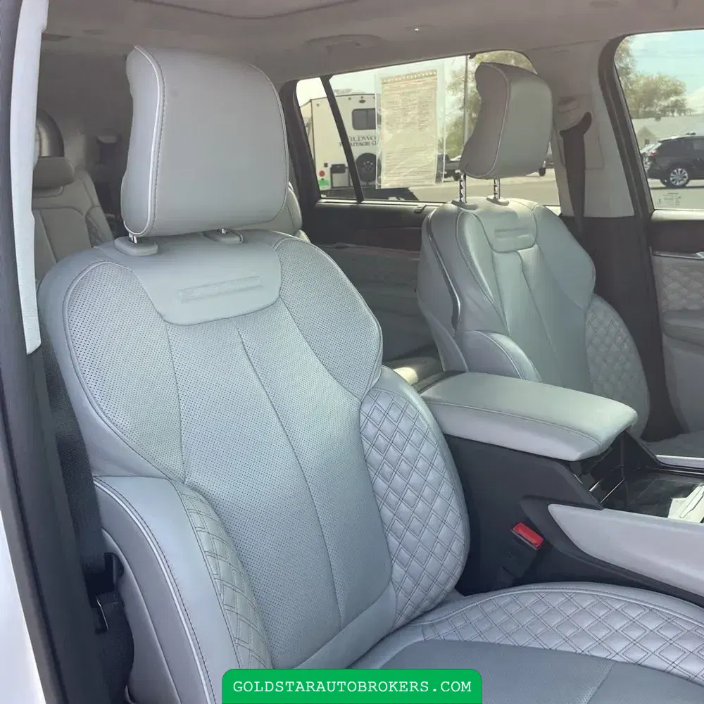 2023 Jeep Grand Cherokee L Summit