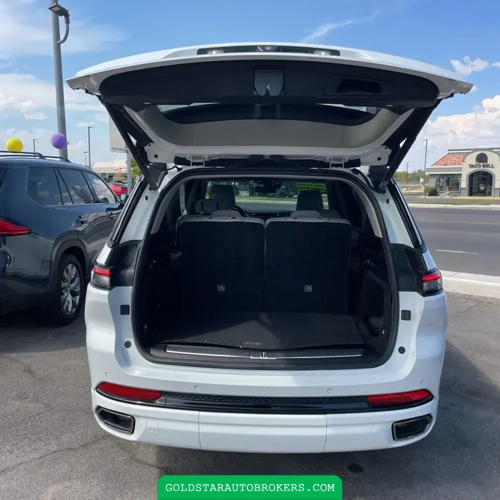 2023 Jeep Grand Cherokee L Summit