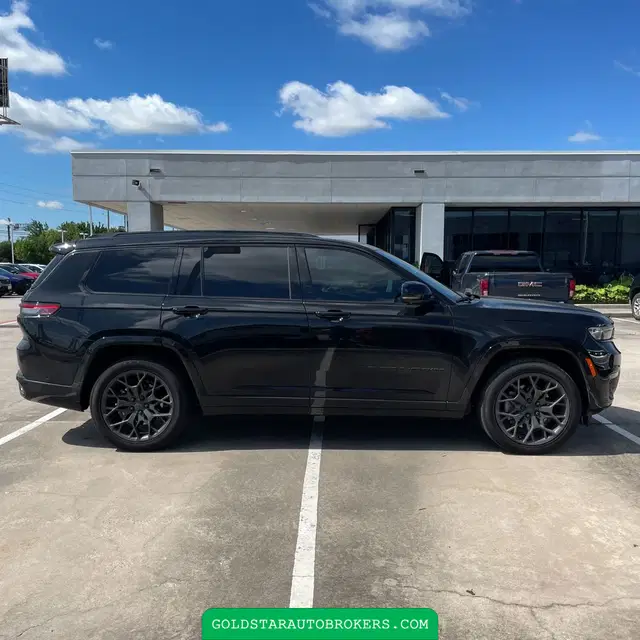 2023 Jeep Grand Cherokee L Summit Reserve