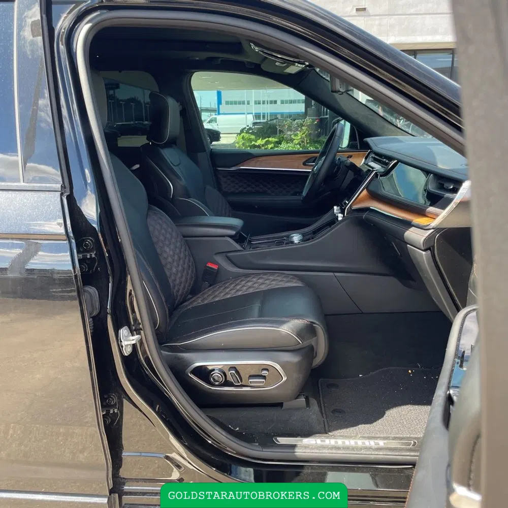 2023 Jeep Grand Cherokee L Summit Reserve