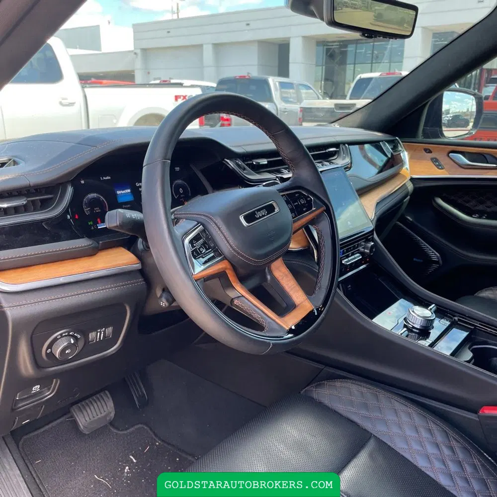2023 Jeep Grand Cherokee L Summit Reserve