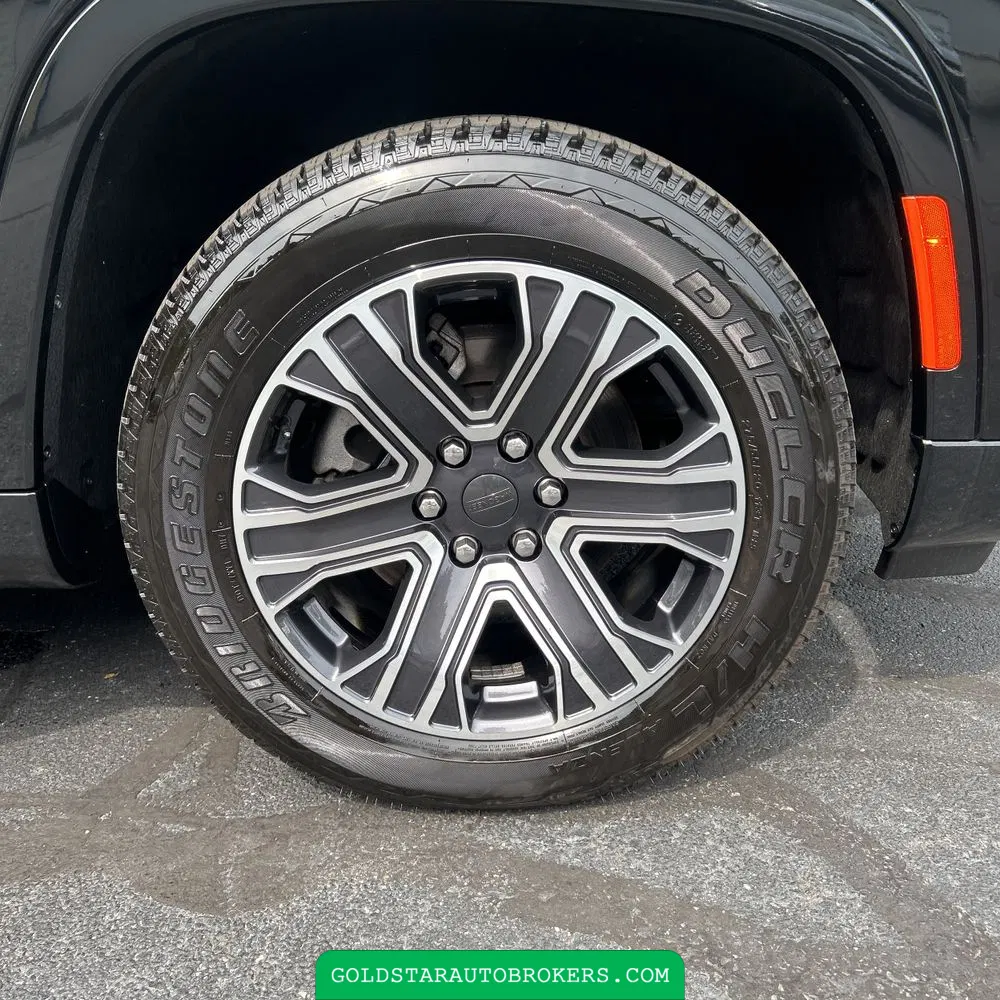 2024 Jeep Wagoneer L Series II