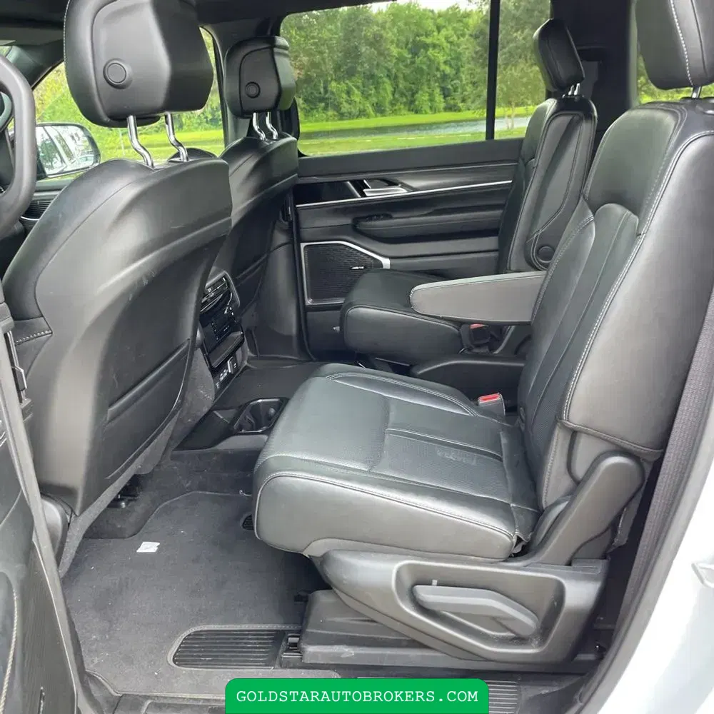 2023 Jeep Wagoneer L Series II