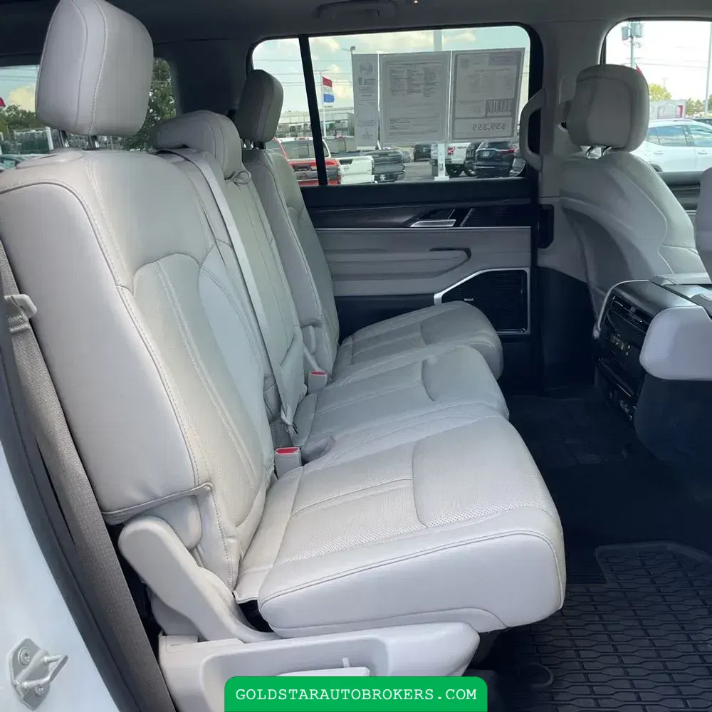 2024 Jeep Wagoneer L Series III