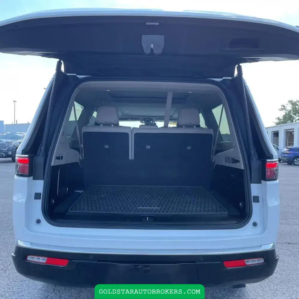 2024 Jeep Wagoneer L Series III