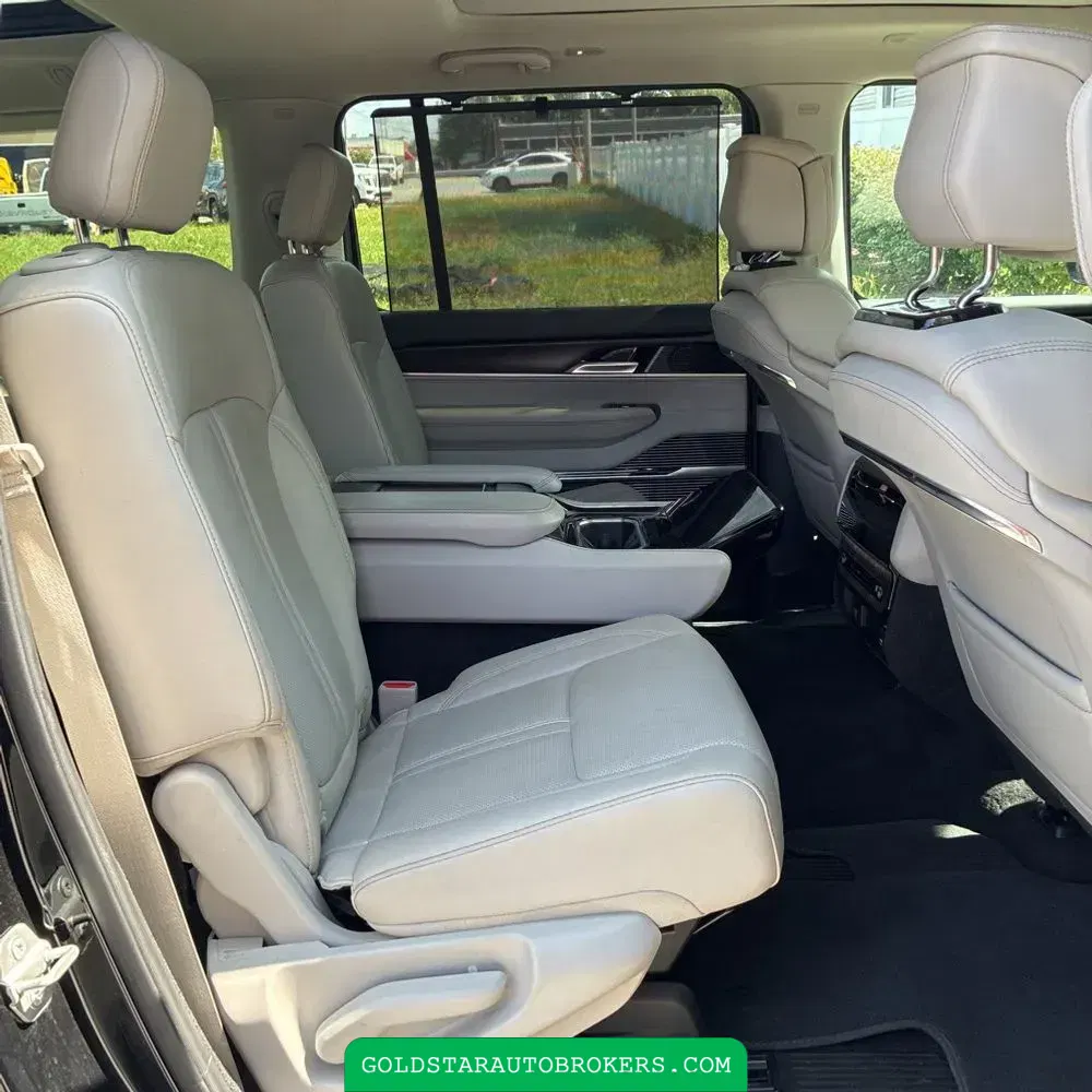2024 Jeep Grand Wagoneer L Base