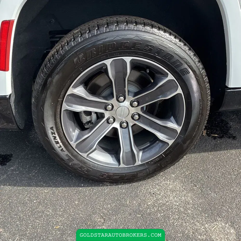 2024 Jeep Grand Wagoneer L Base