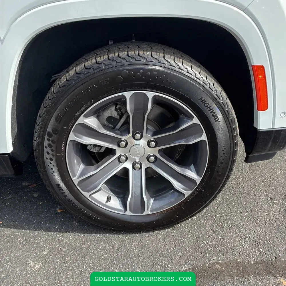 2024 Jeep Grand Wagoneer L Base