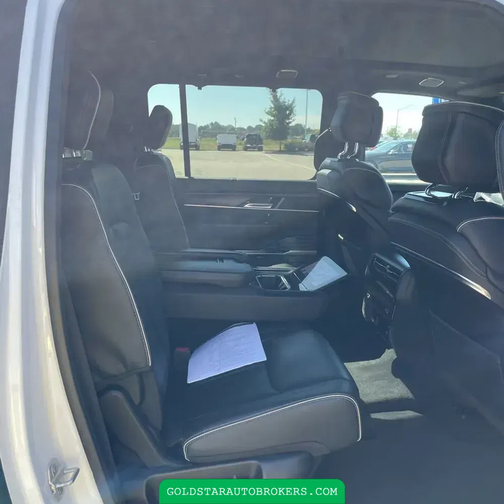 2024 Jeep Grand Wagoneer L Obsidian
