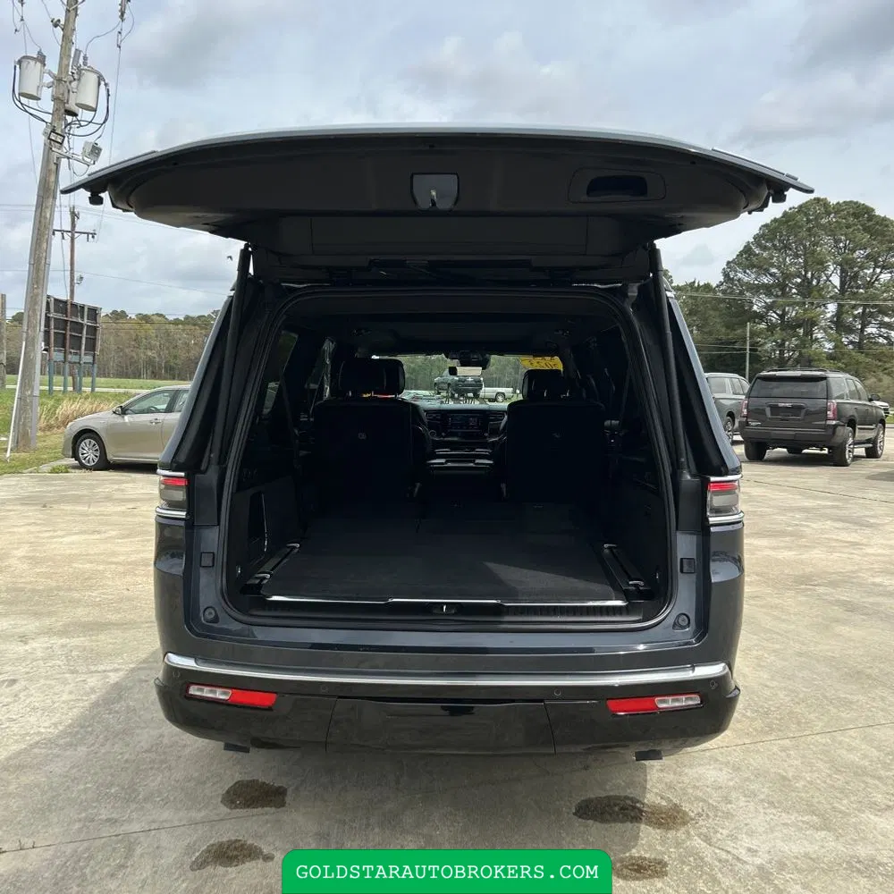 2023 Jeep Grand Wagoneer L Series II