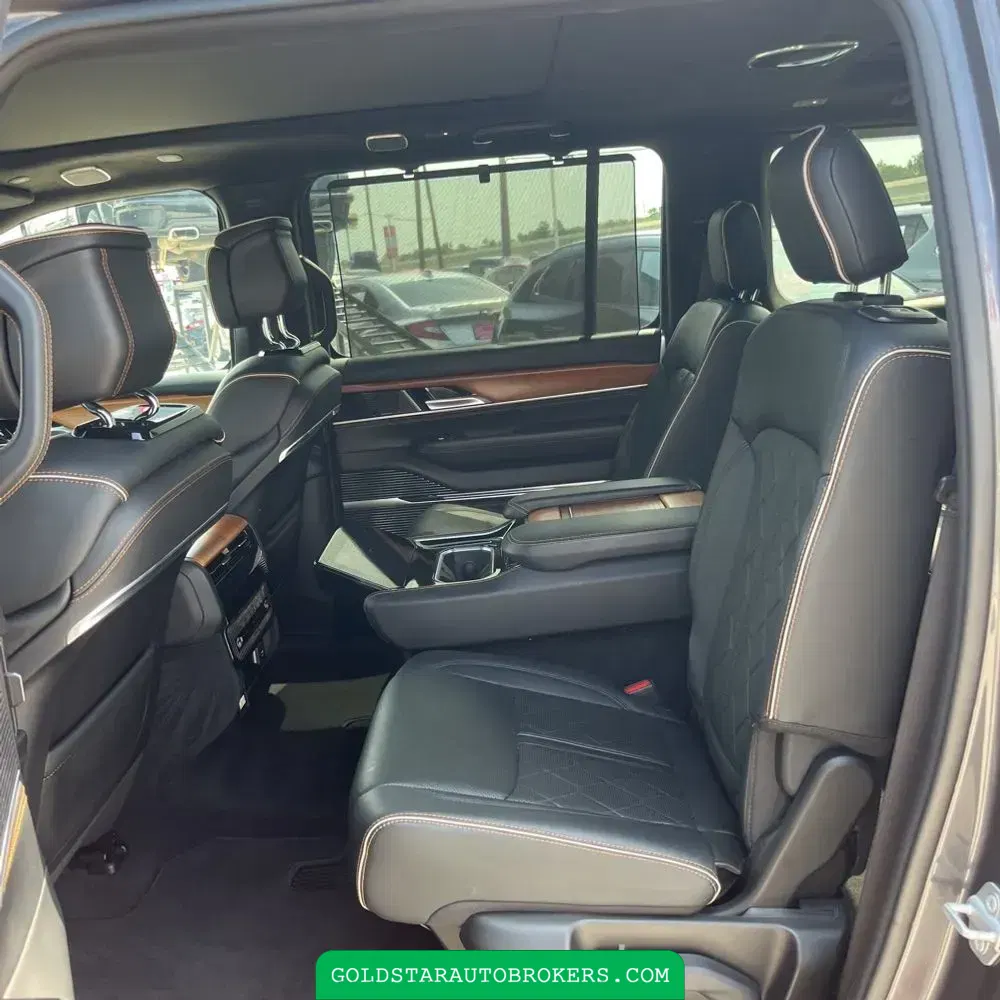 2024 Jeep Grand Wagoneer L Series III