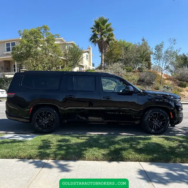 2023 Jeep Grand Wagoneer L Series III