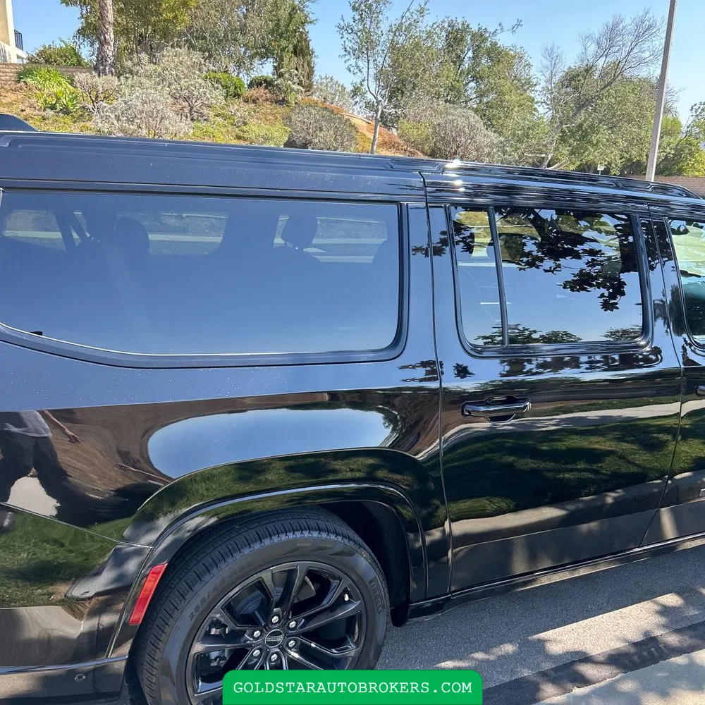2023 Jeep Grand Wagoneer L Series III