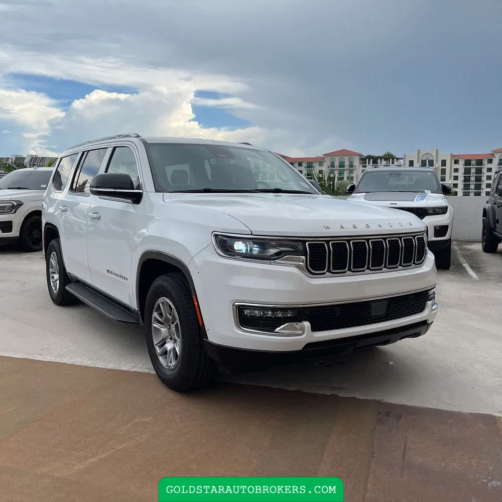2023 Jeep Wagoneer Base