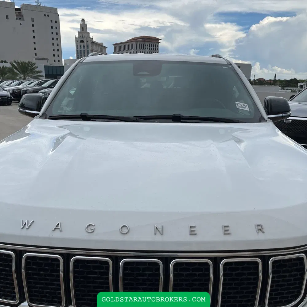 2023 Jeep Wagoneer Base