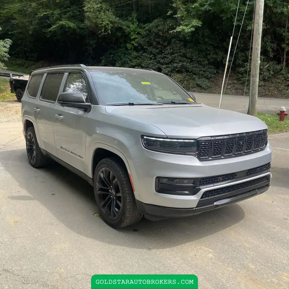2023 Jeep Grand Wagoneer Series III 4D SUV 4WD