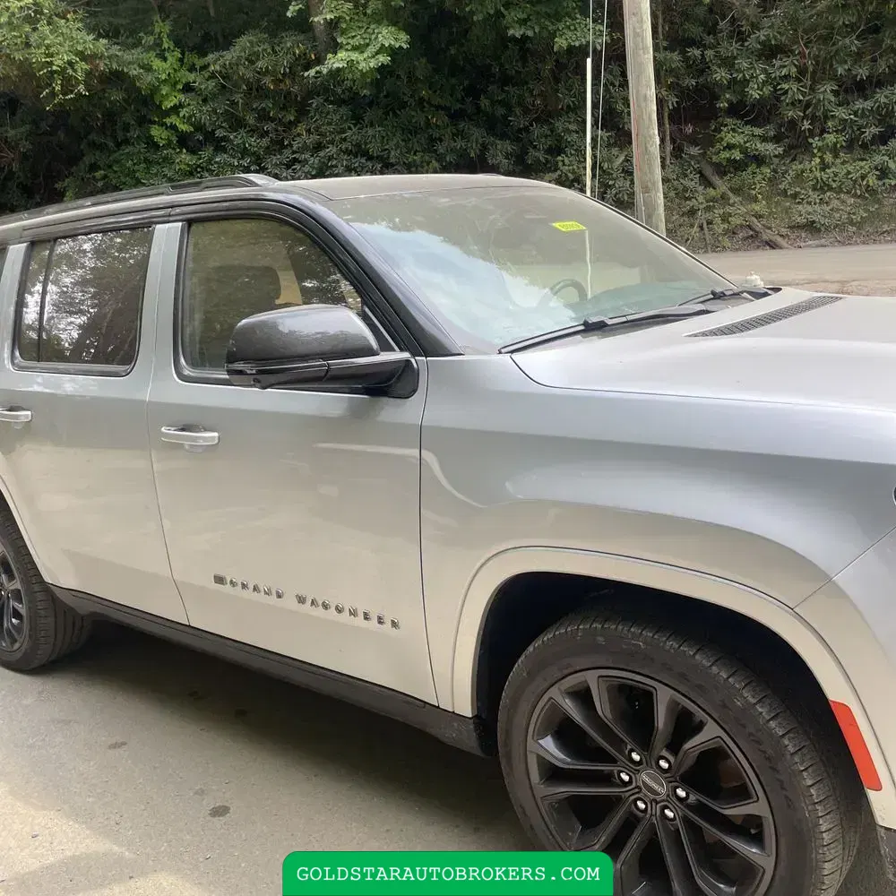 2023 Jeep Grand Wagoneer Series III 4D SUV 4WD