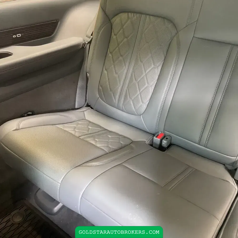 2023 Jeep Grand Wagoneer Series III 4D SUV 4WD