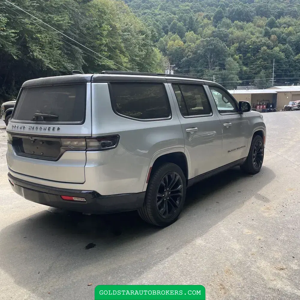 2023 Jeep Grand Wagoneer Series III 4D SUV 4WD