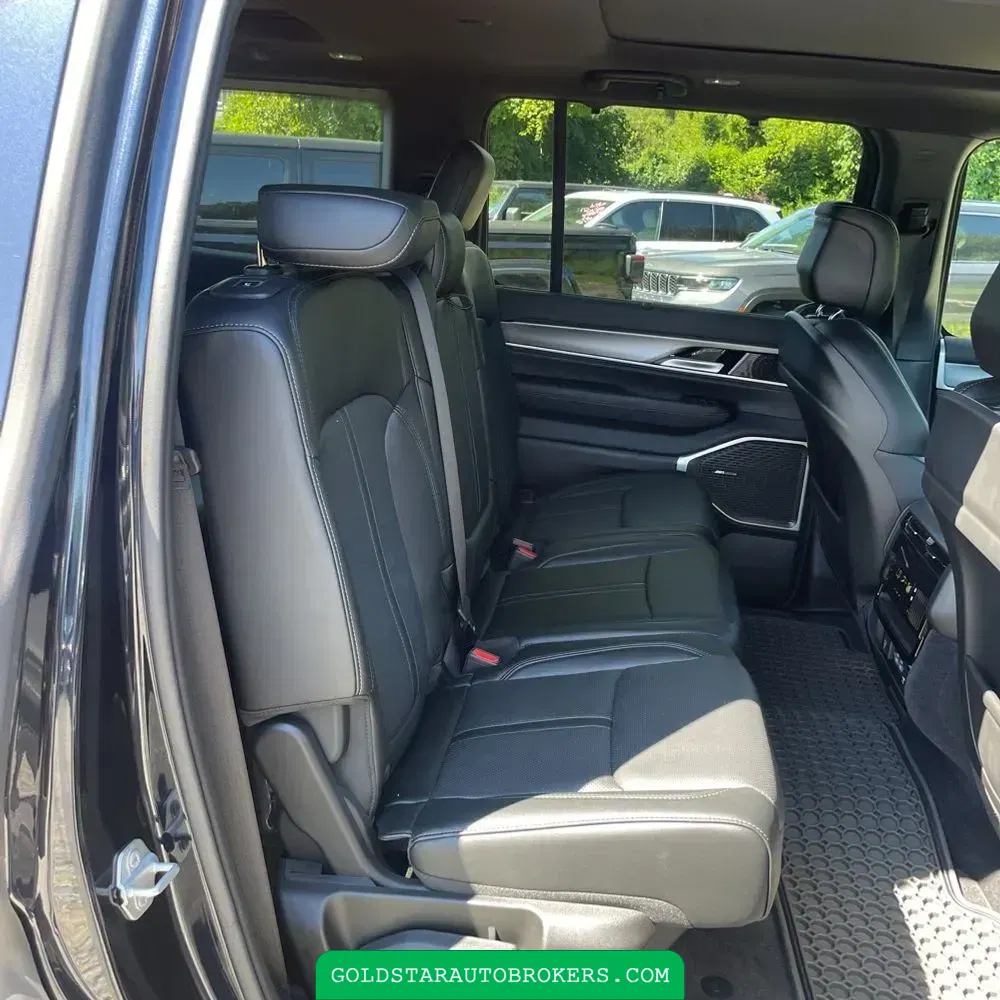 2025 Jeep Wagoneer Series II