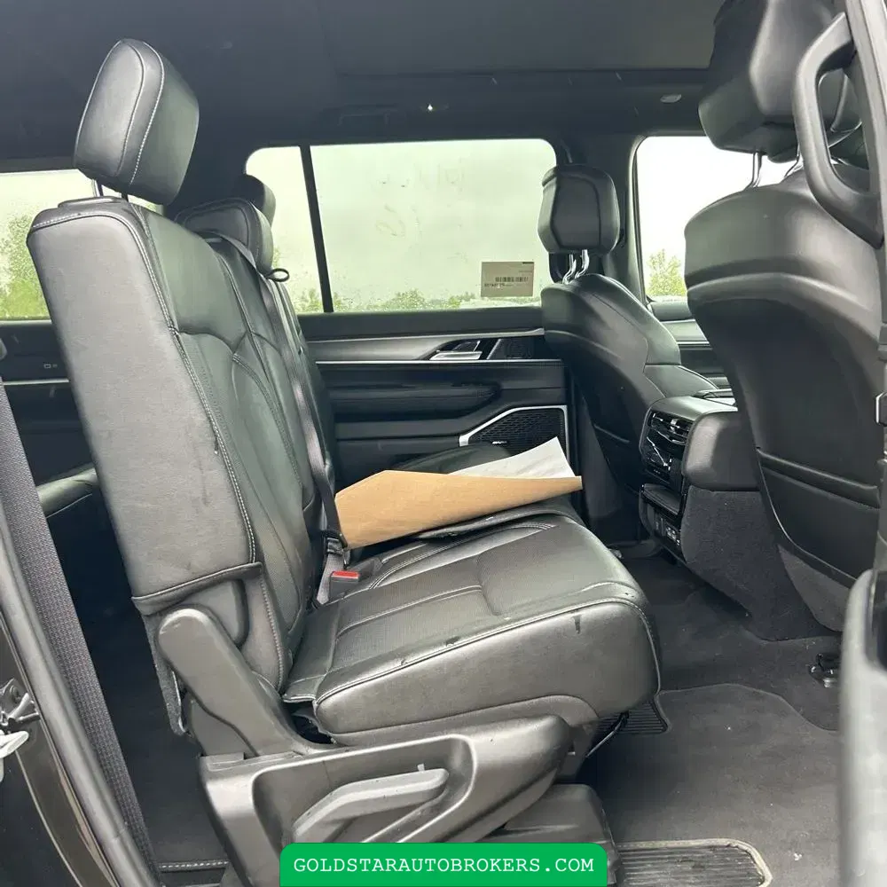 2023 Jeep Wagoneer Series II