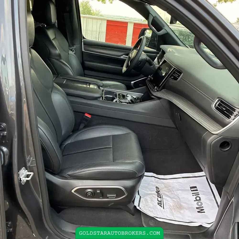 2024 Jeep Wagoneer Series II
