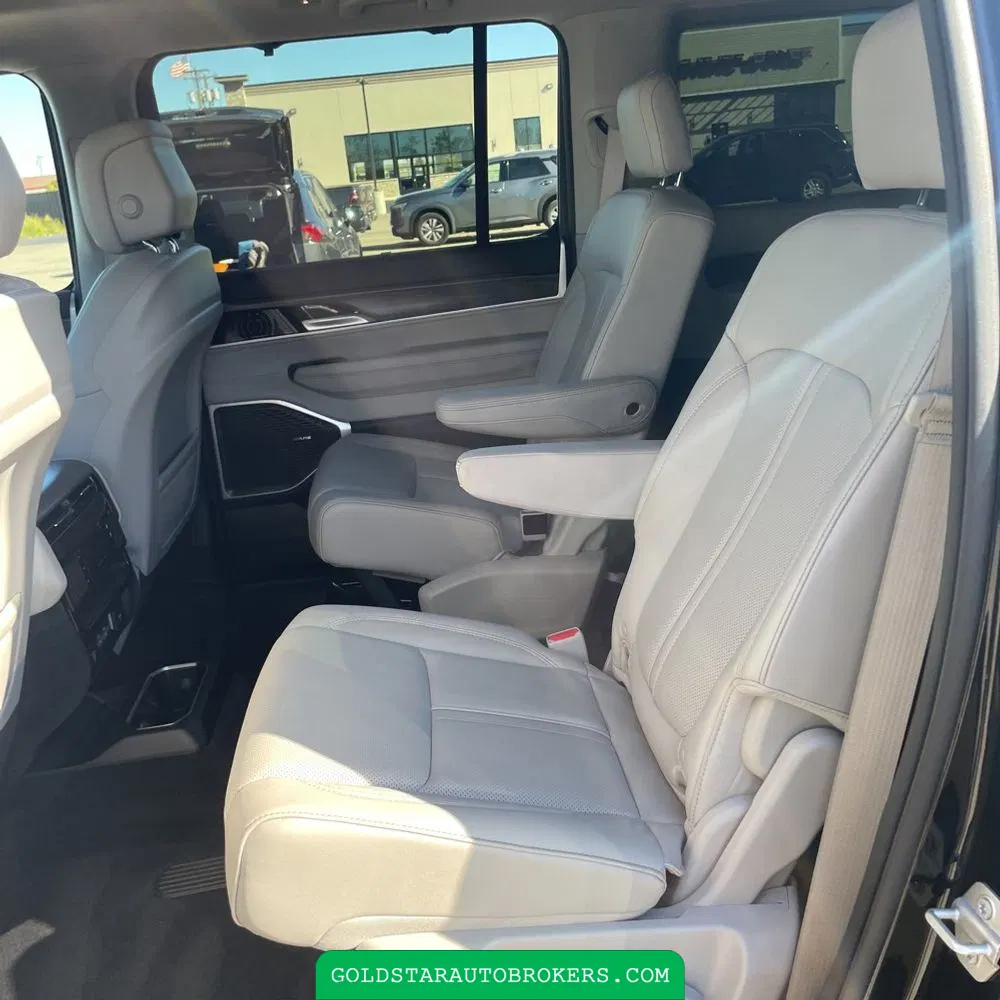 2024 Jeep Wagoneer Series II