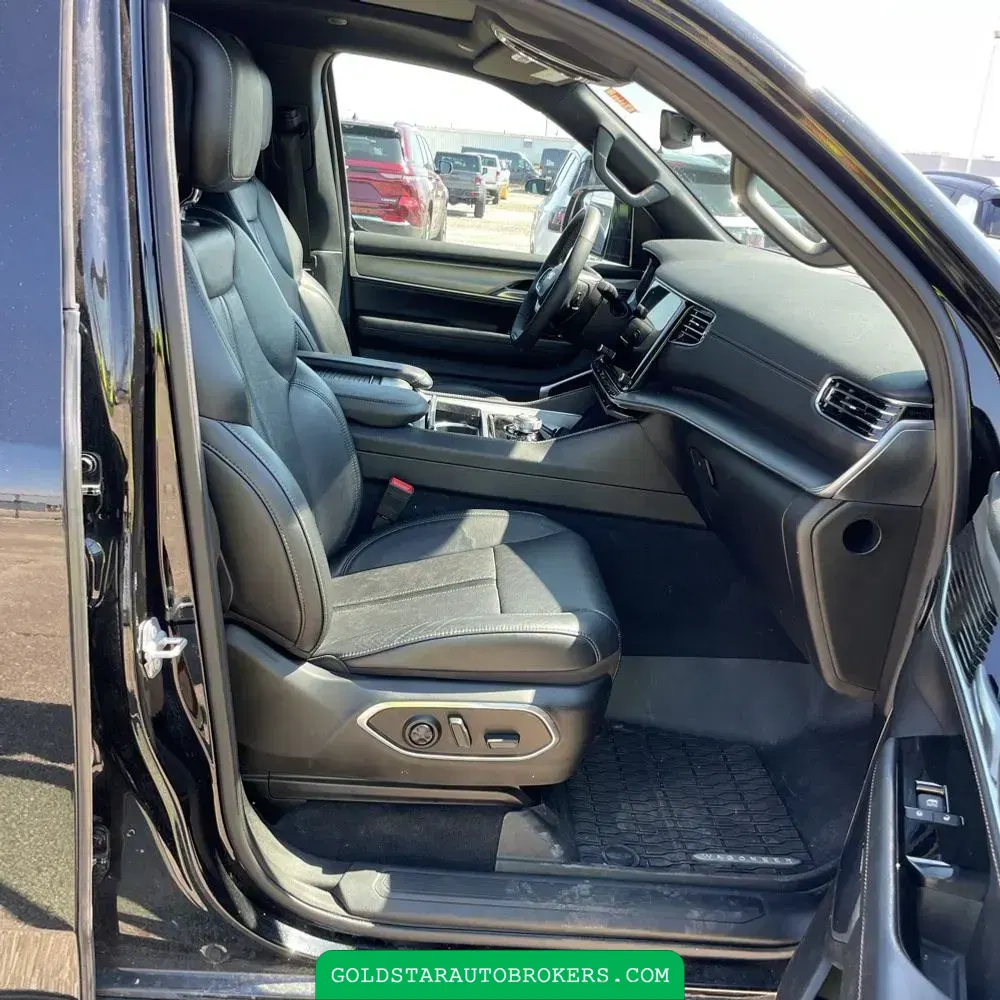 2024 Jeep Wagoneer Carbide