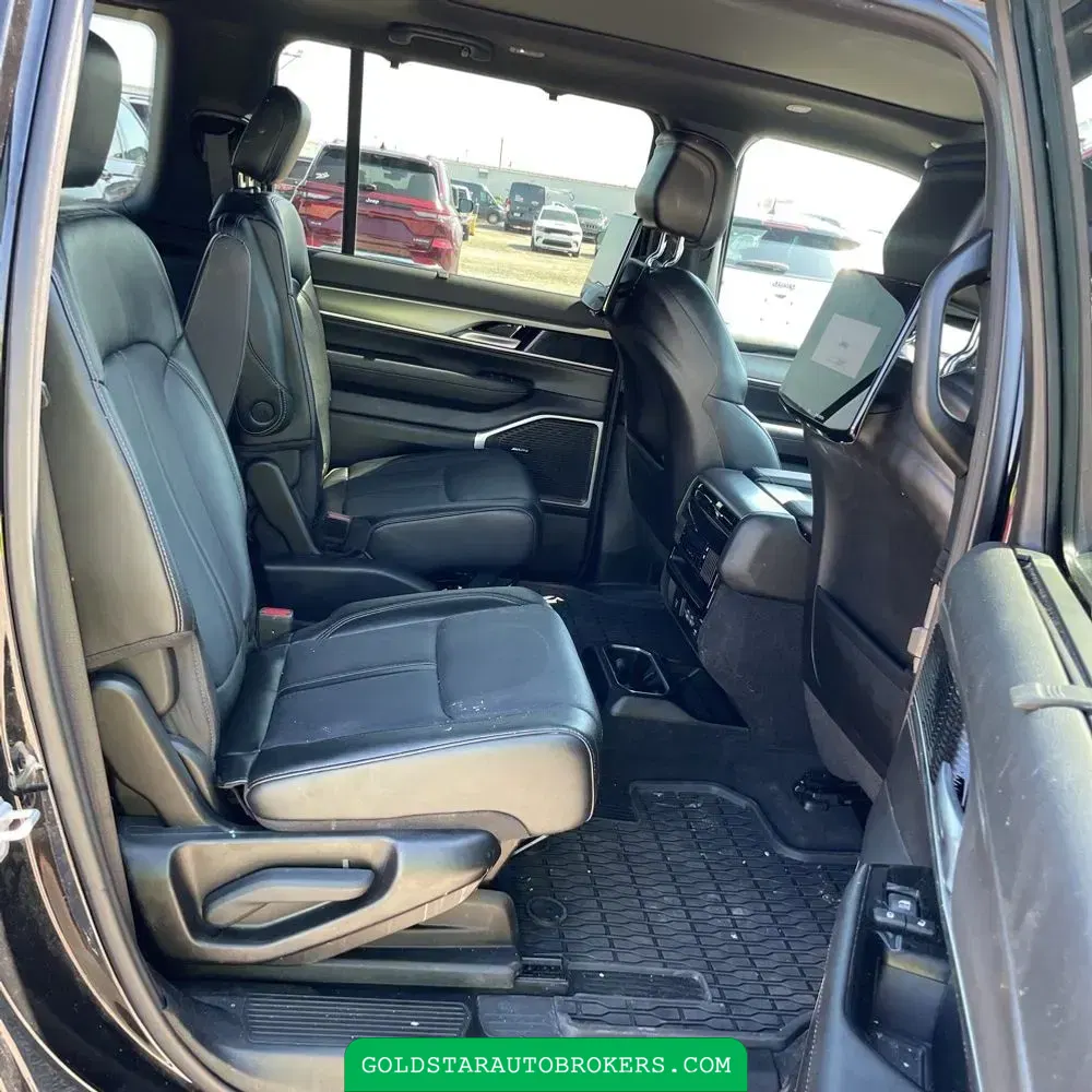 2024 Jeep Wagoneer Carbide