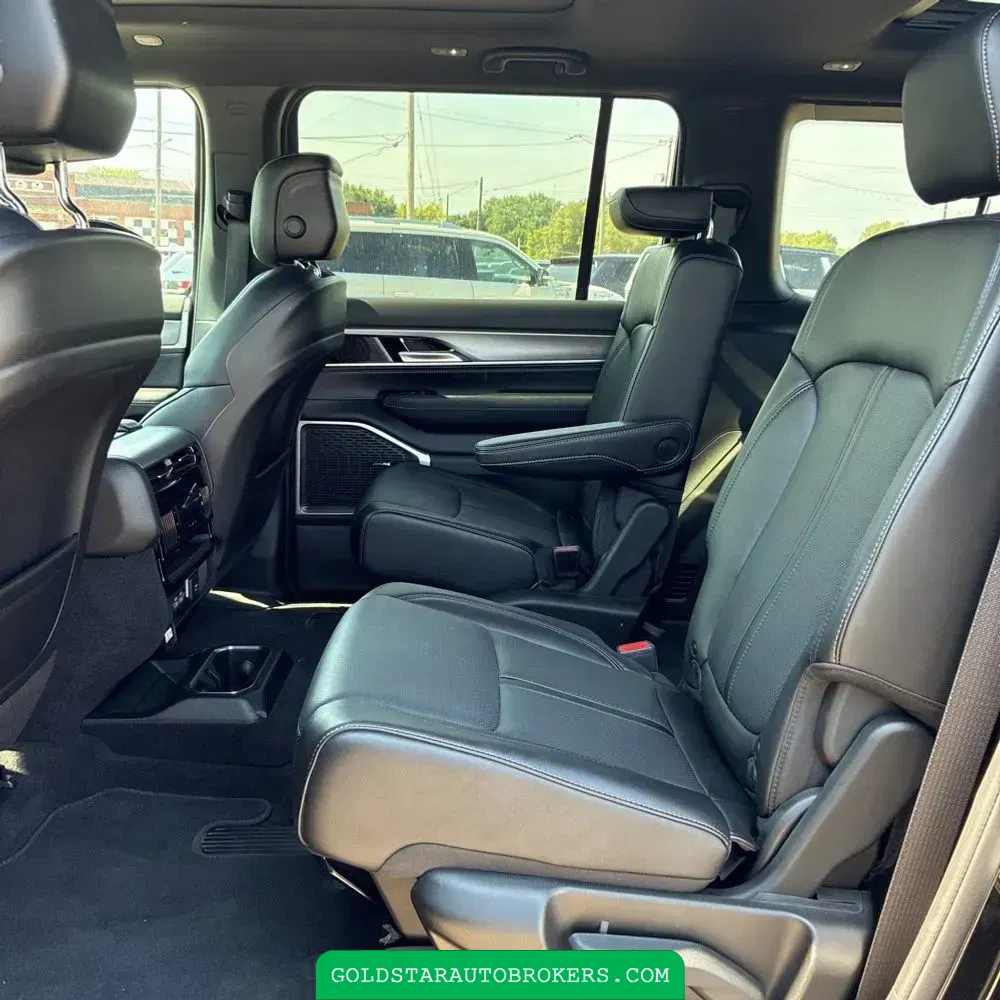 2024 Jeep Wagoneer Series II Carbide