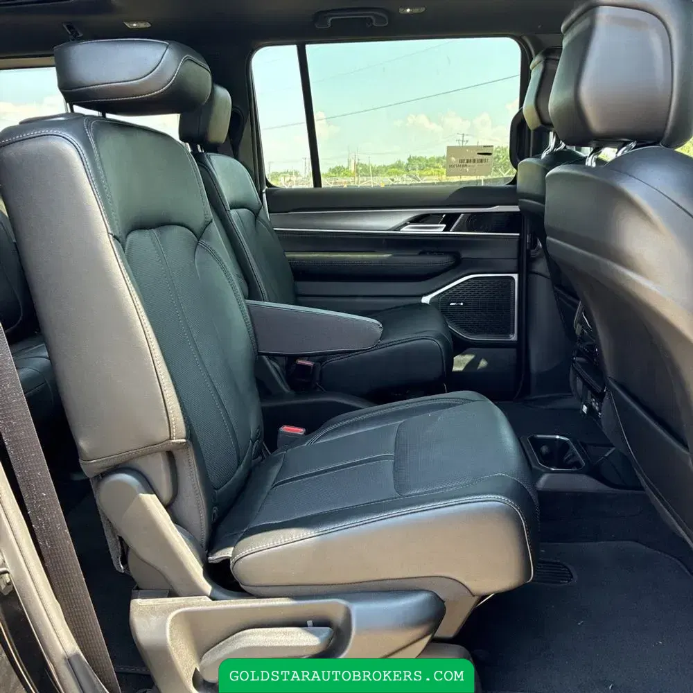 2024 Jeep Wagoneer Series II Carbide