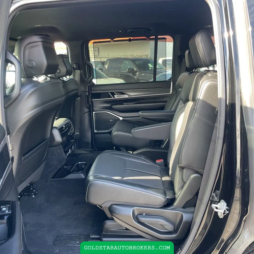 2023 Jeep Wagoneer Series III