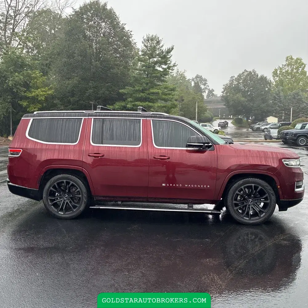 2023 Jeep Grand Wagoneer Base