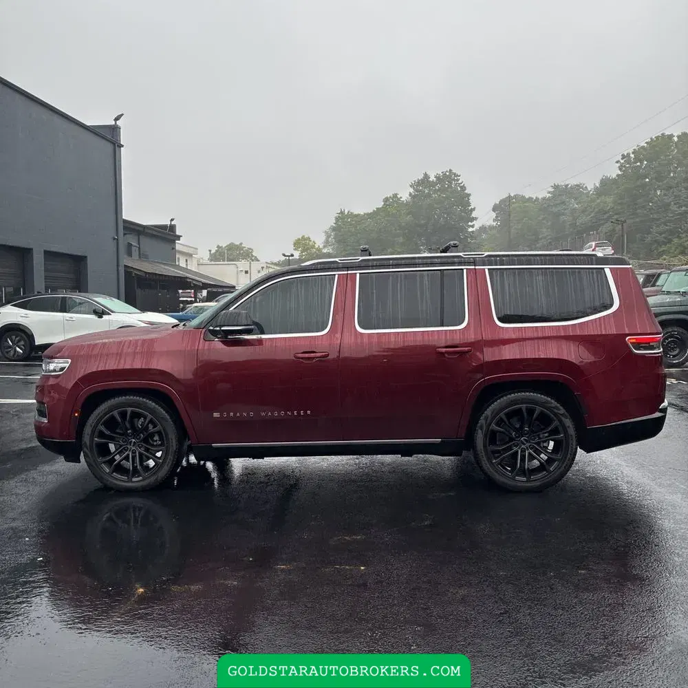 2023 Jeep Grand Wagoneer Base