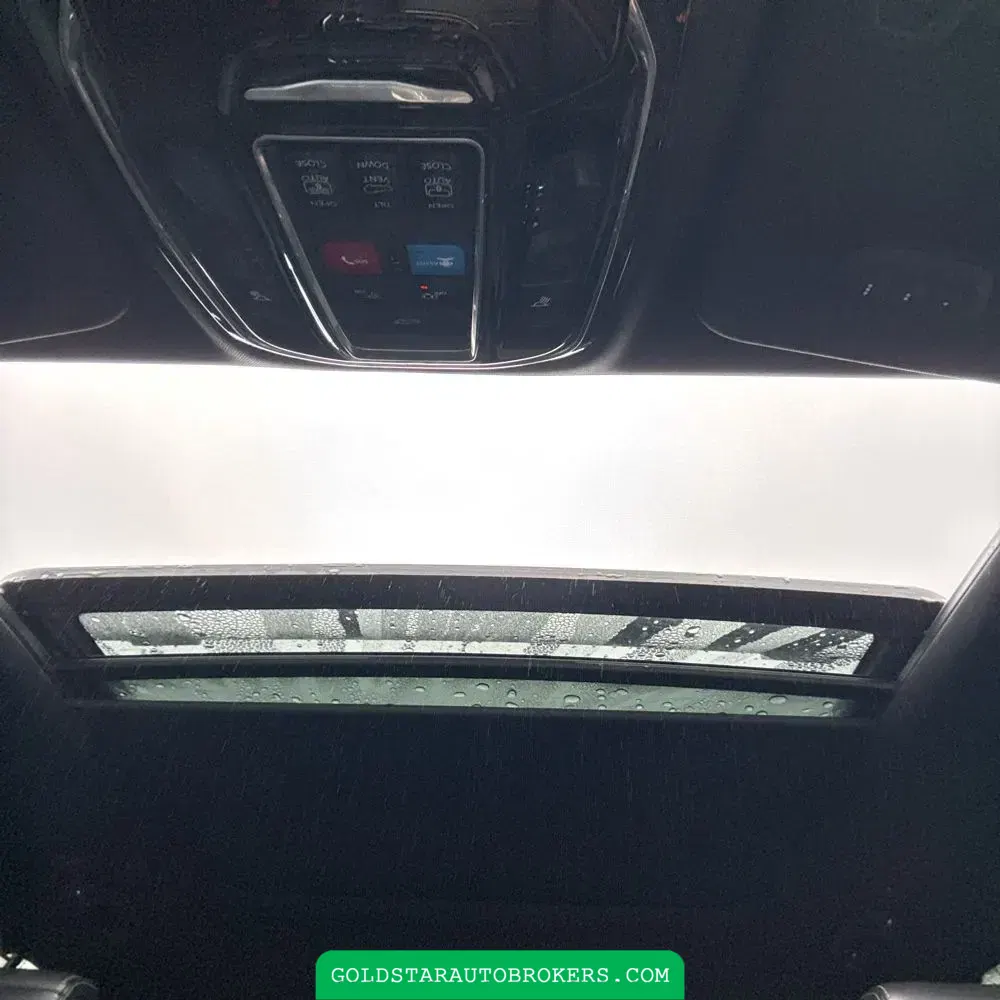 2023 Jeep Grand Wagoneer Base