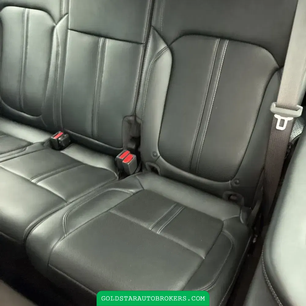 2023 Jeep Grand Wagoneer Base