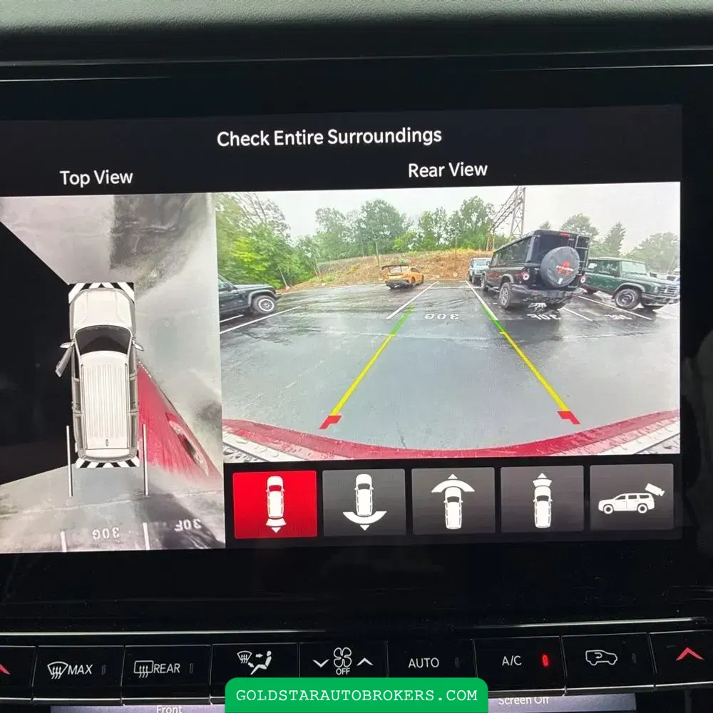 2023 Jeep Grand Wagoneer Base