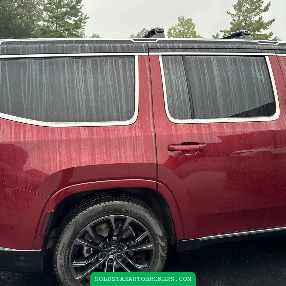 2023 Jeep Grand Wagoneer Base