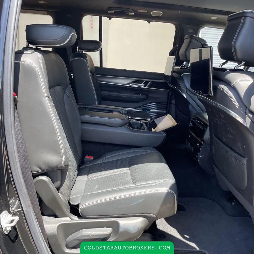 2022 Jeep Grand Wagoneer Obsidian