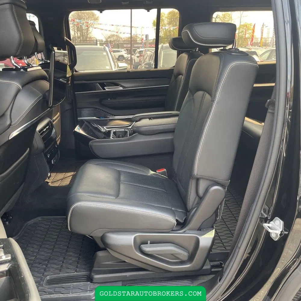 2022 Jeep Grand Wagoneer Obsidian